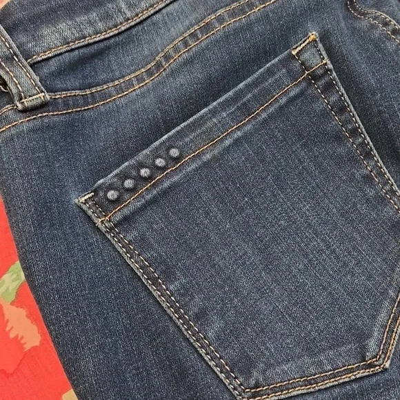 Blank NYC Low Rise Skinny Jeans Ankle Crop Length Size 26 - Picture 6 of 13